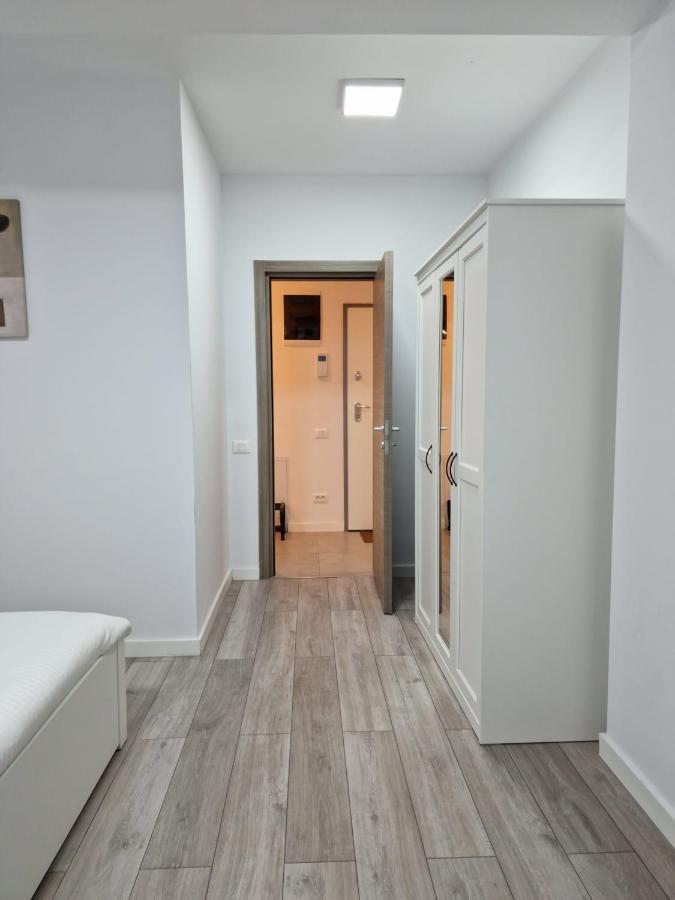 Catedral Apartment Bukarest Eksteriør billede