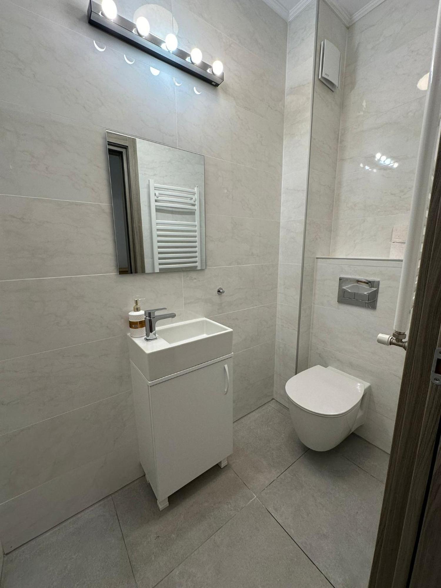 Catedral Apartment Bukarest Eksteriør billede